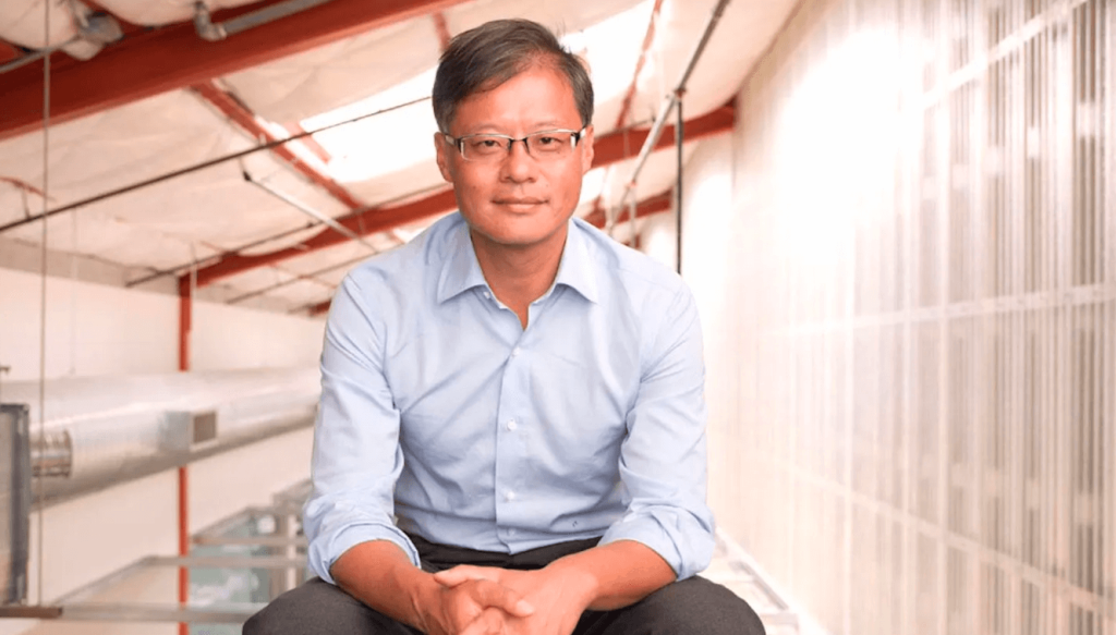 Jerry Yang : le visionnaire derrière Yahoo! et au-delà