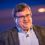 Reid Hoffman : un entrepreneur visionnaire qui façonne l’avenir du réseautage professionnel